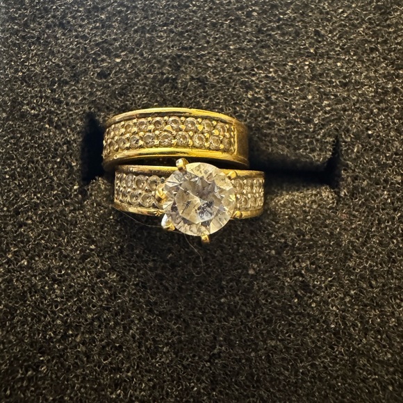 10K Gold Women Wedding Rings - Picture 1 of 4